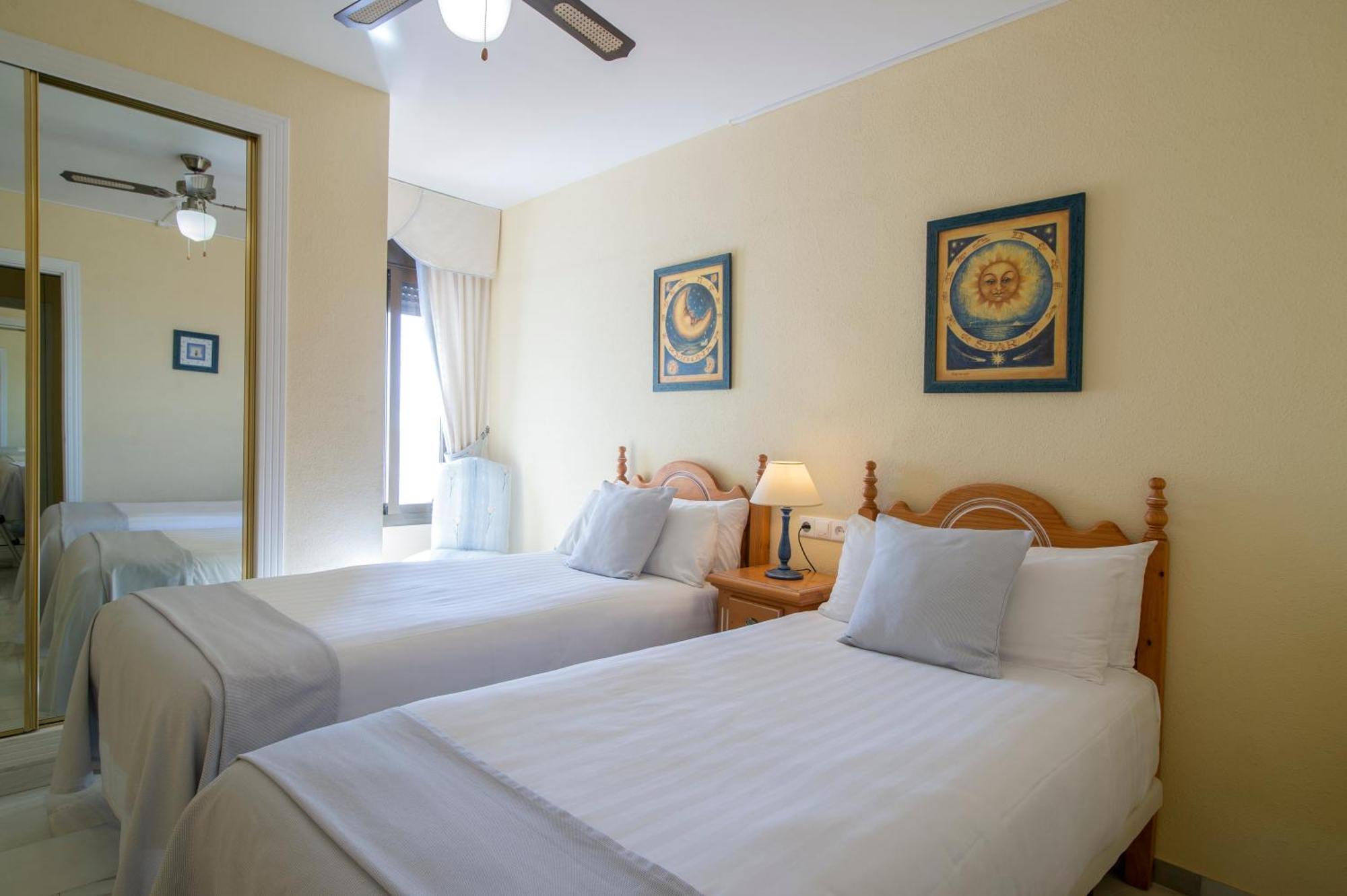 Macdonald La Ermita Resort Михас Экстерьер фото